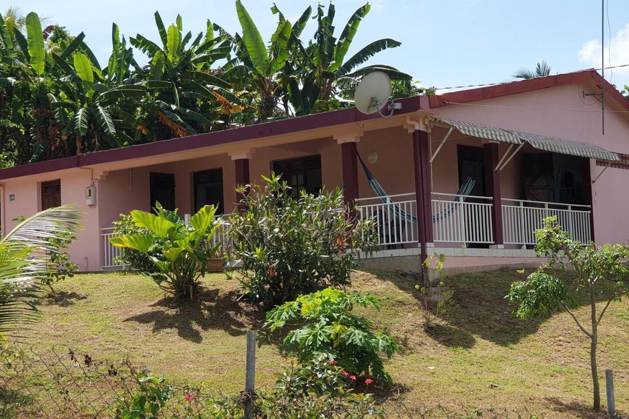 Le Petit Robert Maison F3 Plein Pied Le Robert Exterior foto